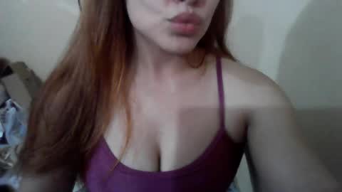 Snapshot of maria_eugenia chatting on 07-22-26, 09:39 Mareu online show from 07-22-26, 09:39