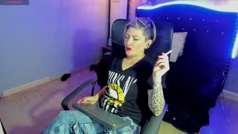 Maria fernanda online show from 12-24-24, 10:11