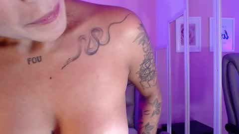Snapshot of maria_jones chatting on 06-13-26, 09:29 Instagram soymj01 online show from 06-13-26, 09:29