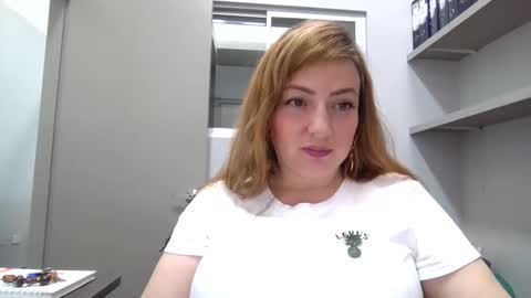 Snapshot of maria_juliana8 chatting on 12-03-24, 07:00 maria_juliana8 online show from 12-03-24, 07:00