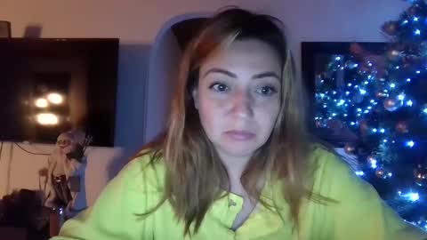 Snapshot of maria_juliana8 chatting on 12-04-24, 11:57 maria_juliana8 online show from 12-04-24, 11:57