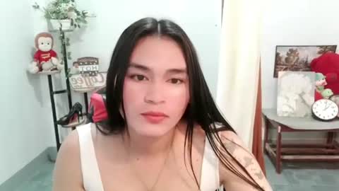 Snapshot of maria_laboxxx chatting on 02-06-26, 07:12 Marga online show from 02-06-26, 07:12