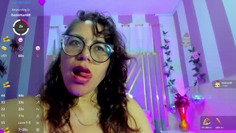 Snapshot of maria_paulac chatting on 12-27-24, 10:55 MARIA online show from 12-27-24, 10:55