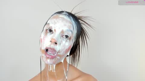 S O F I A  model independent online show from 01-27-25, 02:35