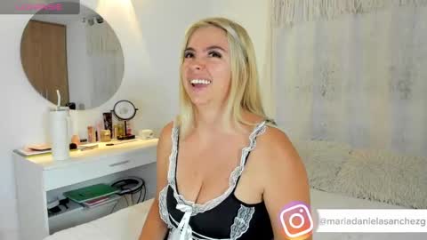 Snapshot of mariadanielasanchez chatting on 09-27-25, 12:59 mariadanielasanchez online show from 09-27-25, 12:59