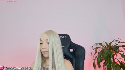 Maria Fer online show from 03-22-26, 02:09