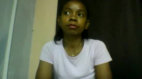 Snapshot of mariah642217 chatting on 05-18-26, 04:29 mariah642217 online show from 05-18-26, 04:29
