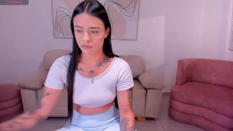 MARIA HERRERA  online show from 09-17-25, 08:21