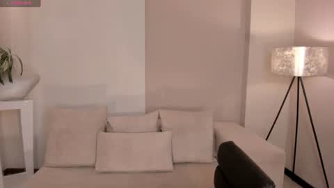 MARIA HERRERA  online show from 06-23-26, 06:17