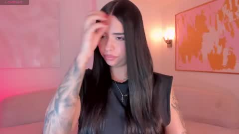 MARIA HERRERA  online show from 06-26-26, 11:31