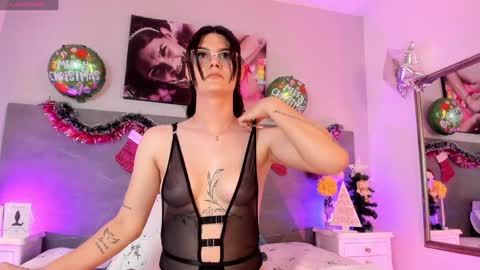 Snapshot of mariajo_sex_ chatting on 12-12-24, 04:21 MARIAJO Dont forget that Mariajosexy20 online show from 12-12-24, 04:21