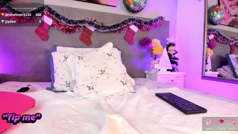 Snapshot of mariajo_sex_ chatting on 12-27-24, 06:53 MARIAJO Dont forget that Mariajosexy20 online show from 12-27-24, 06:53