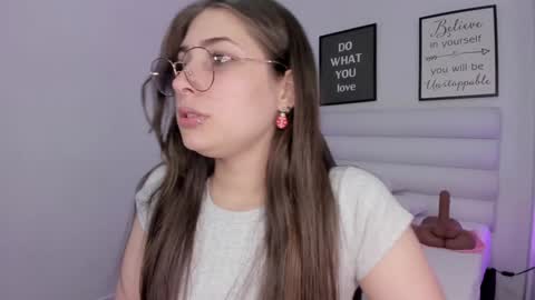 Mariam online show from 12-30-24, 01:04