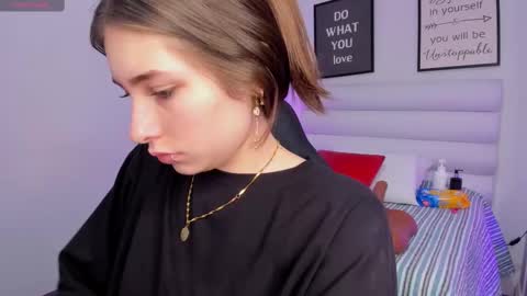 Mariam online show from 02-26-25, 05:07