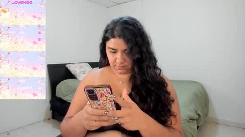   Mariam Castiblanco online show from 01-08-26, 05:37