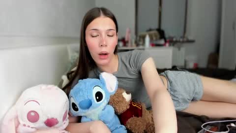 Mariam  online show from 04-14-26, 12:27