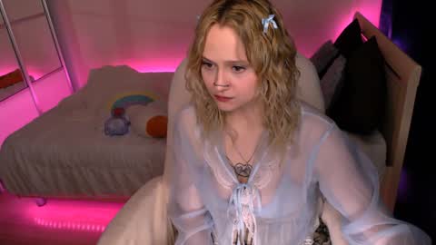 Snapshot of mariamilkis chatting on 01-03-25, 04:06 Maria online show from 01-03-25, 04:06