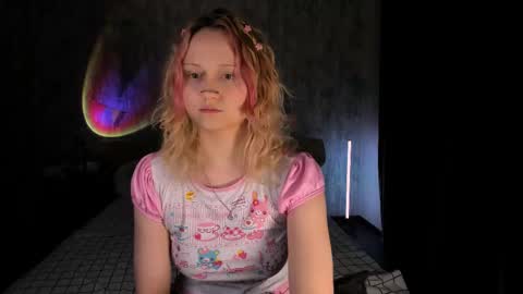 Snapshot of mariamilkis chatting on 02-22-25, 08:20 Maria online show from 02-22-25, 08:20