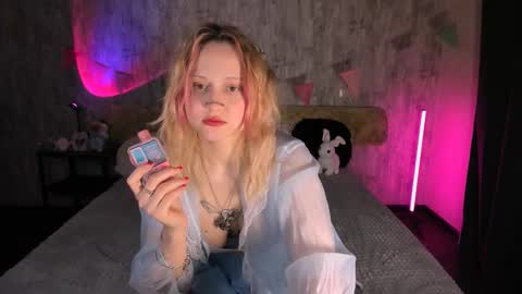 Snapshot of mariamilkis chatting on 02-24-25, 07:19 Maria online show from 02-24-25, 07:19