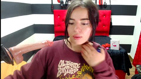 Snapshot of marian_ran_ chatting on 01-06-25, 09:19 Marian online show from 01-06-25, 09:19