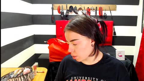 Snapshot of marian_ran_ chatting on 01-09-25, 03:15 Marian online show from 01-09-25, 03:15