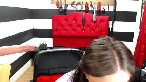 Snapshot of marian_ran_ chatting on 01-29-25, 09:23 Marian online show from 01-29-25, 09:23