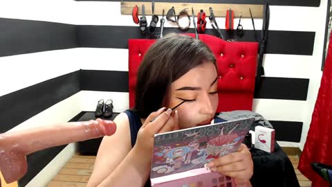 Snapshot of marian_ran_ chatting on 01-30-25, 09:04 Marian online show from 01-30-25, 09:04