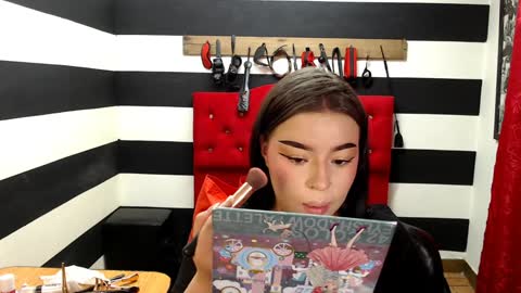 Snapshot of marian_ran_ chatting on 02-04-25, 03:00 Marian online show from 02-04-25, 03:00