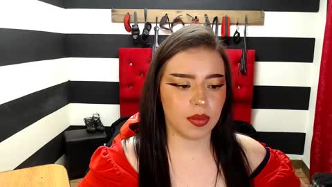 Snapshot of marian_ran_ chatting on 02-10-25, 06:09 Marian online show from 02-10-25, 06:09