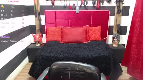 Snapshot of marian_ran_ chatting on 10-02-25, 03:35 Marian online show from 10-02-25, 03:35