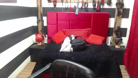 Snapshot of marian_ran_ chatting on 10-07-25, 03:14 Marian online show from 10-07-25, 03:14