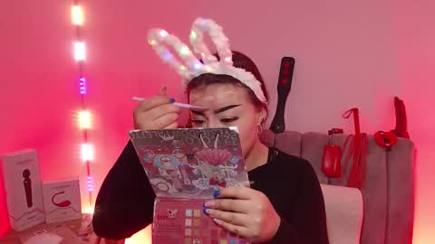 Snapshot of marian_ran_ chatting on 11-29-25, 04:26 Marian online show from 11-29-25, 04:26