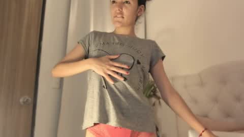 Marian online show from 04-19-26, 05:29