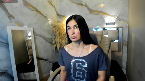 Mariana online show from 03-27-26, 10:59