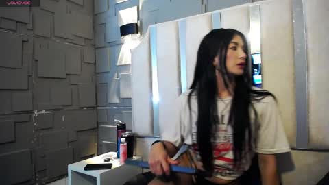 Mariana online show from 04-08-26, 02:55