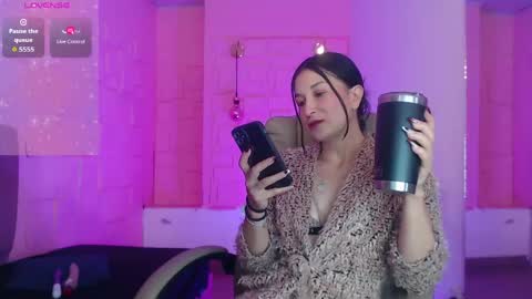 Mariana online show from 04-21-26, 11:49