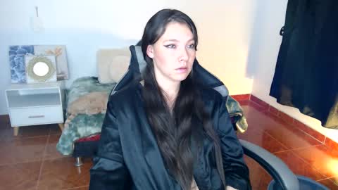 mariana__666 online show from 11-03-25, 09:21