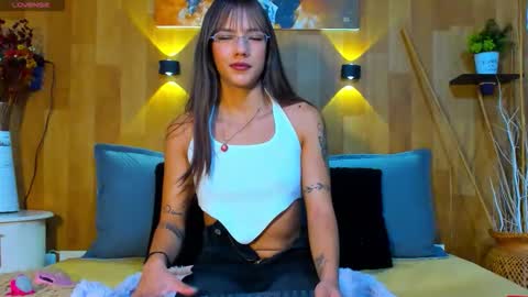 Snapshot of mariana_aangel chatting on 05-04-26, 03:19 Mariana Angel online show from 05-04-26, 03:19