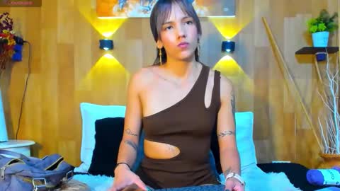 Snapshot of mariana_aangel chatting on 05-14-26, 04:03 Mariana Angel online show from 05-14-26, 04:03
