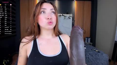 Snapshot of mariana_castro9 chatting on 01-04-25, 07:34 Mariana Castro online show from 01-04-25, 07:34