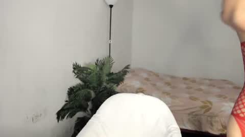 Snapshot of mariana_laurent1 chatting on 07-02-26, 03:45 Mariana online show from 07-02-26, 03:45