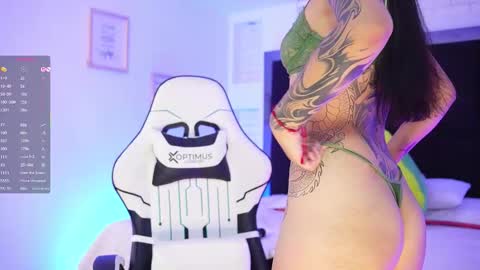 Mariana  online show from 11-10-25, 07:02