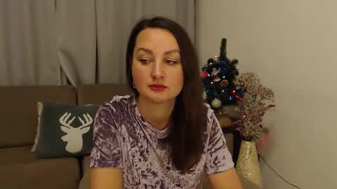 MarianaMur online show from 12-19-24, 01:07