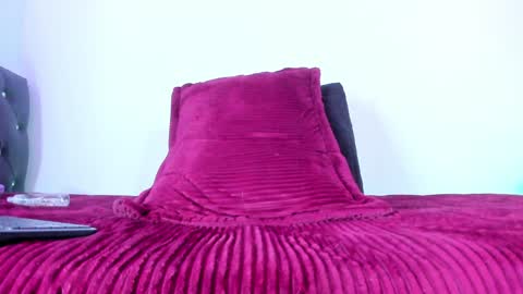 Mariana Preciado online show from 02-07-25, 06:02