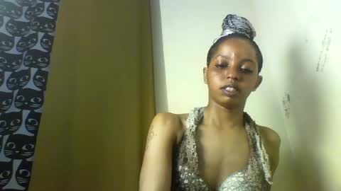 Mariana online show from 07-26-26, 01:03
