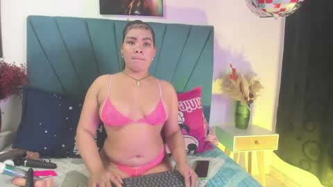 mariana_star1 online show from 06-04-26, 04:18