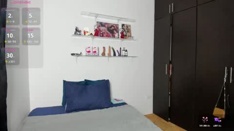 MARIANA Y VALENTINA online show from 09-30-25, 11:04