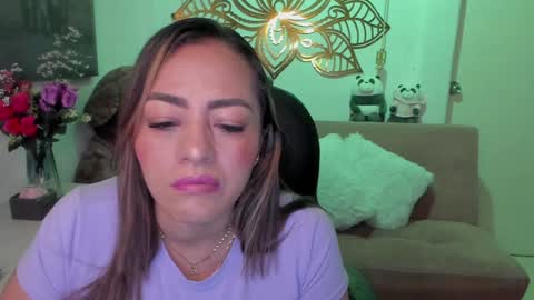 Snapshot of marianalopez81 chatting on 02-08-25, 11:24 Mariana Lopez online show from 02-08-25, 11:24