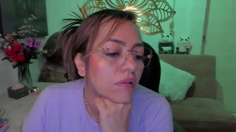 Snapshot of marianalopez81 chatting on 02-09-25, 08:33 Mariana Lopez online show from 02-09-25, 08:33