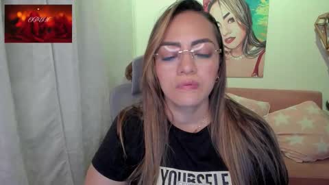 Snapshot of marianalopez81 chatting on 09-16-25, 01:28 Mariana Lopez online show from 09-16-25, 01:28